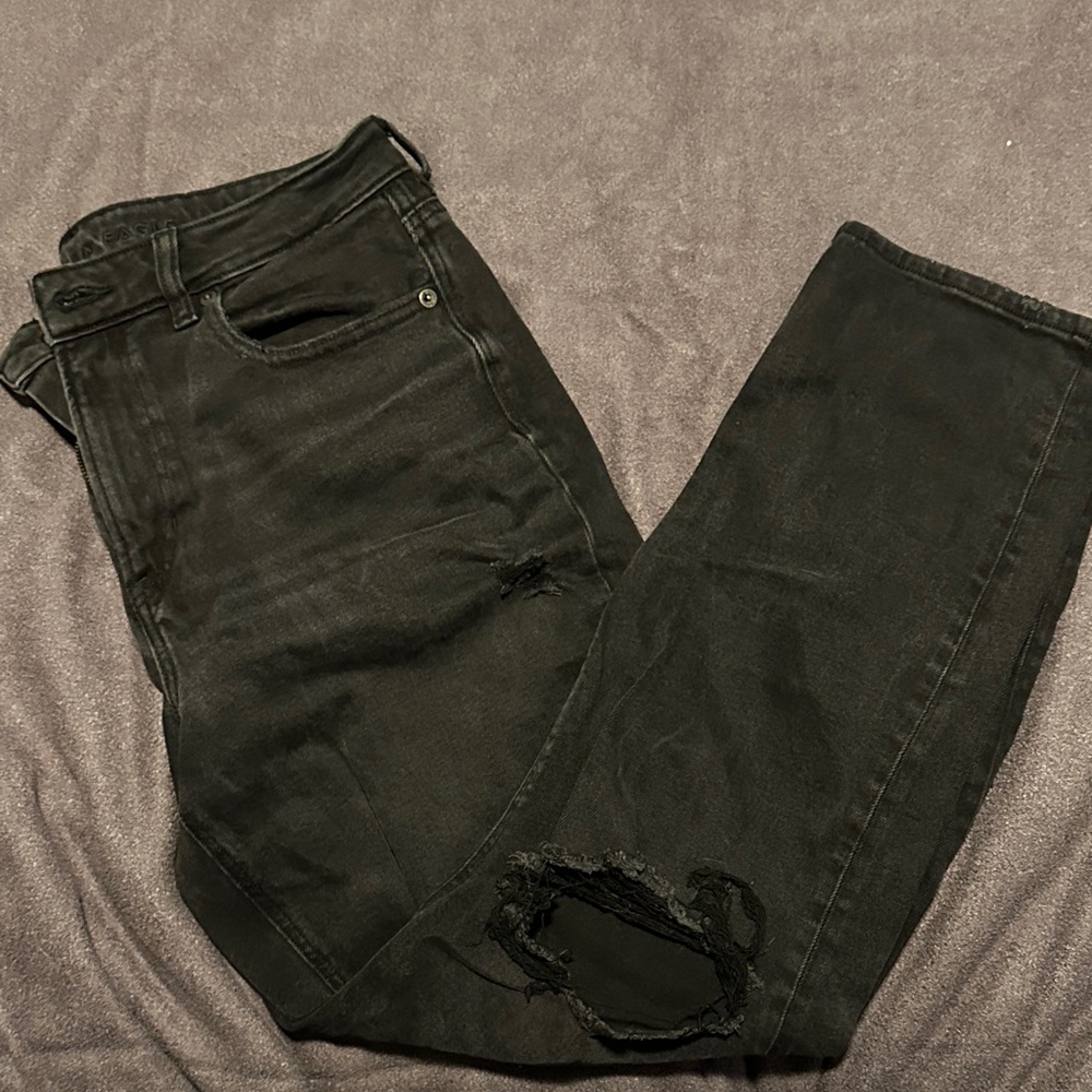 American Eagle Outfitters Women's Black Mom Jeans